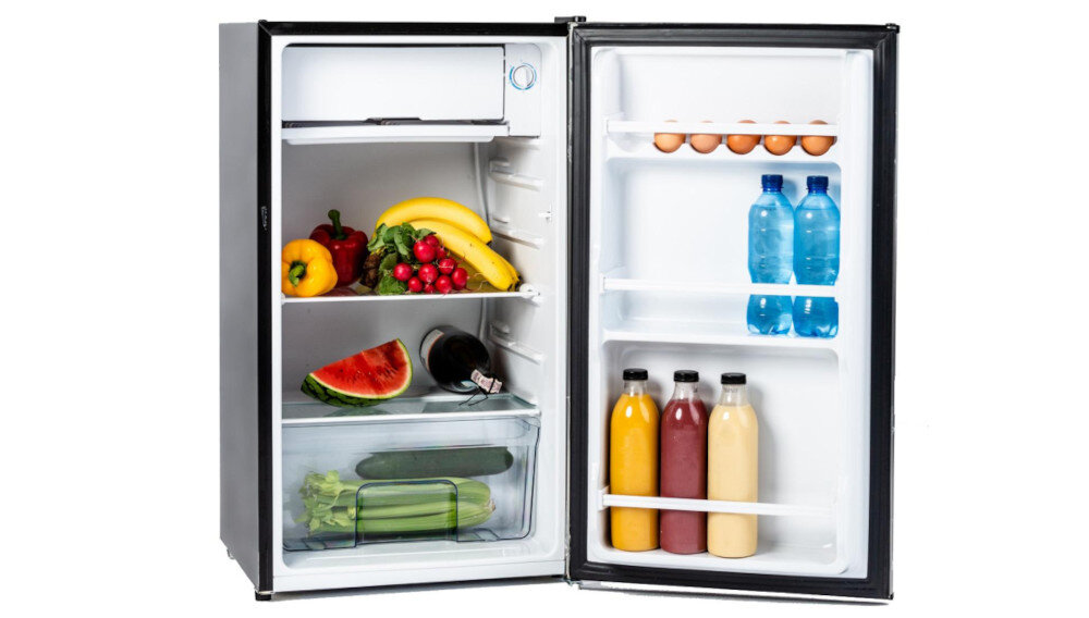 LODÓWKA RAVANSON LKK-90ES wnętrze balkoniki pojemnik na jajka przestrzeń