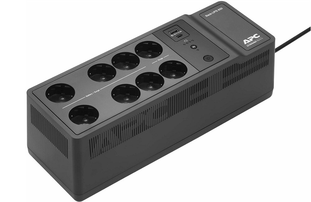 Czarny zasilacz UPS z ośmioma gniazdami, dwoma portami USB i przyciskiem zasilania. Widoczne logo APC oraz napis \'Back-UPS 850\'.