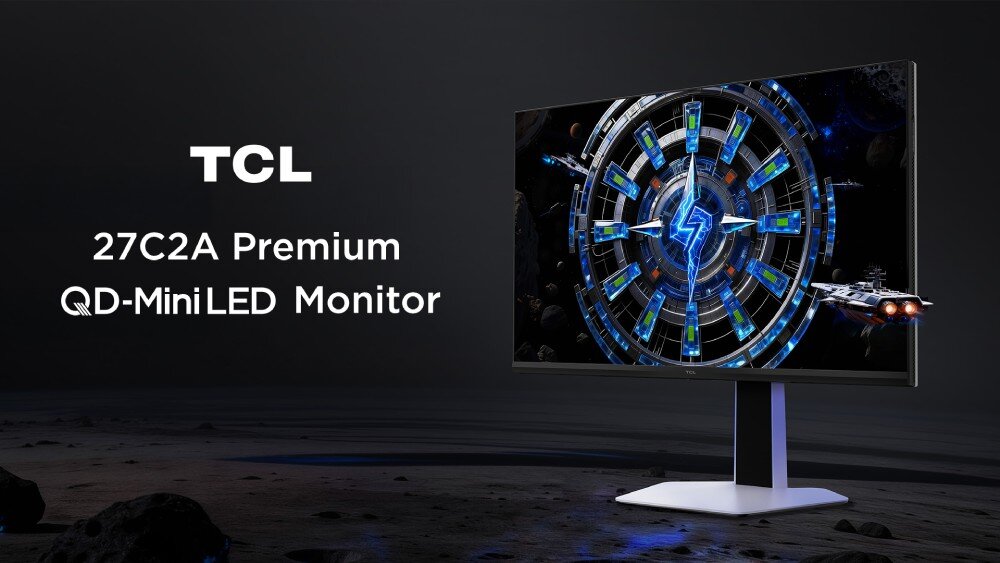 Monitor TCL z wyświetlaczem pokazującym futurystyczną grafikę z elementami kosmicznymi. Obok monitora widoczny jest tekst: \'TCL 27C2A Premium QD-MiniLED Monitor\'.