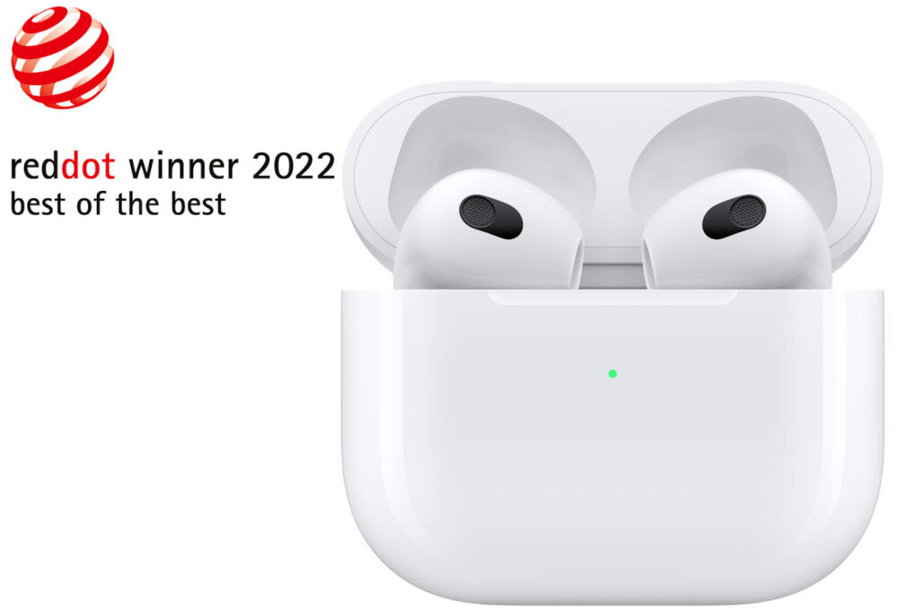 Białe słuchawki douszne w etui z otwartą pokrywą, z widocznym zielonym wskaźnikiem LED. Obok znajduje się tekst: \'reddot winner 2022 best of the best\'.