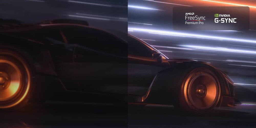 Obraz przedstawia samochód sportowy w ruchu, z efektem rozmycia świateł w tle. W prawym górnym rogu widoczne są logotypy \'AMD FreeSync Premium Pro\' i \'NVIDIA G-SYNC\'.