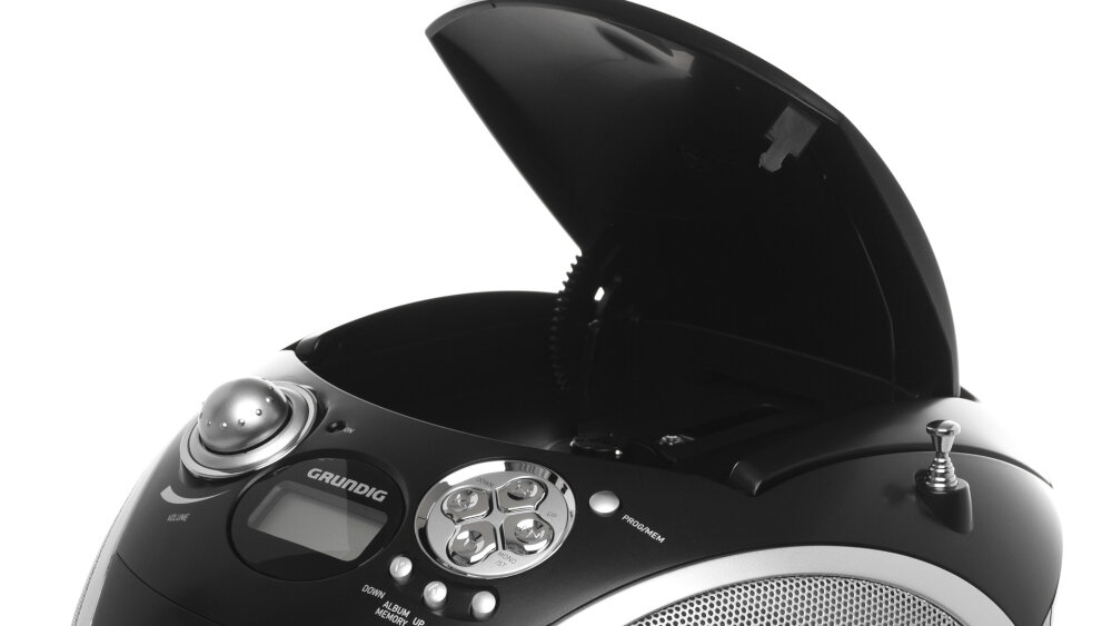 Radioodtwarzacz GRUNDIG RCD 1445 - odtwarzanie z płyt cd