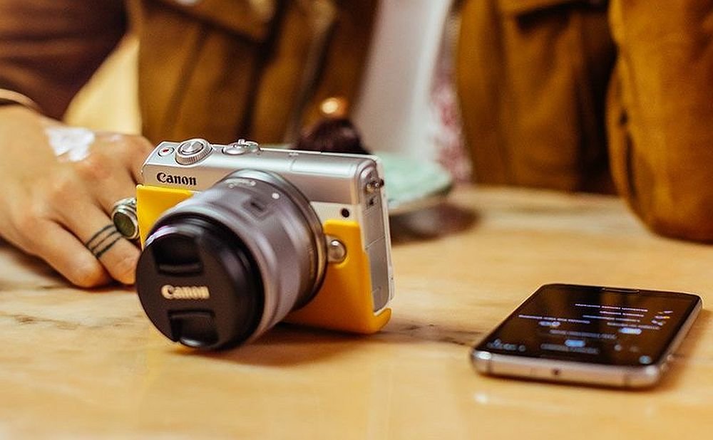aparat canon EOS-M100 łączność