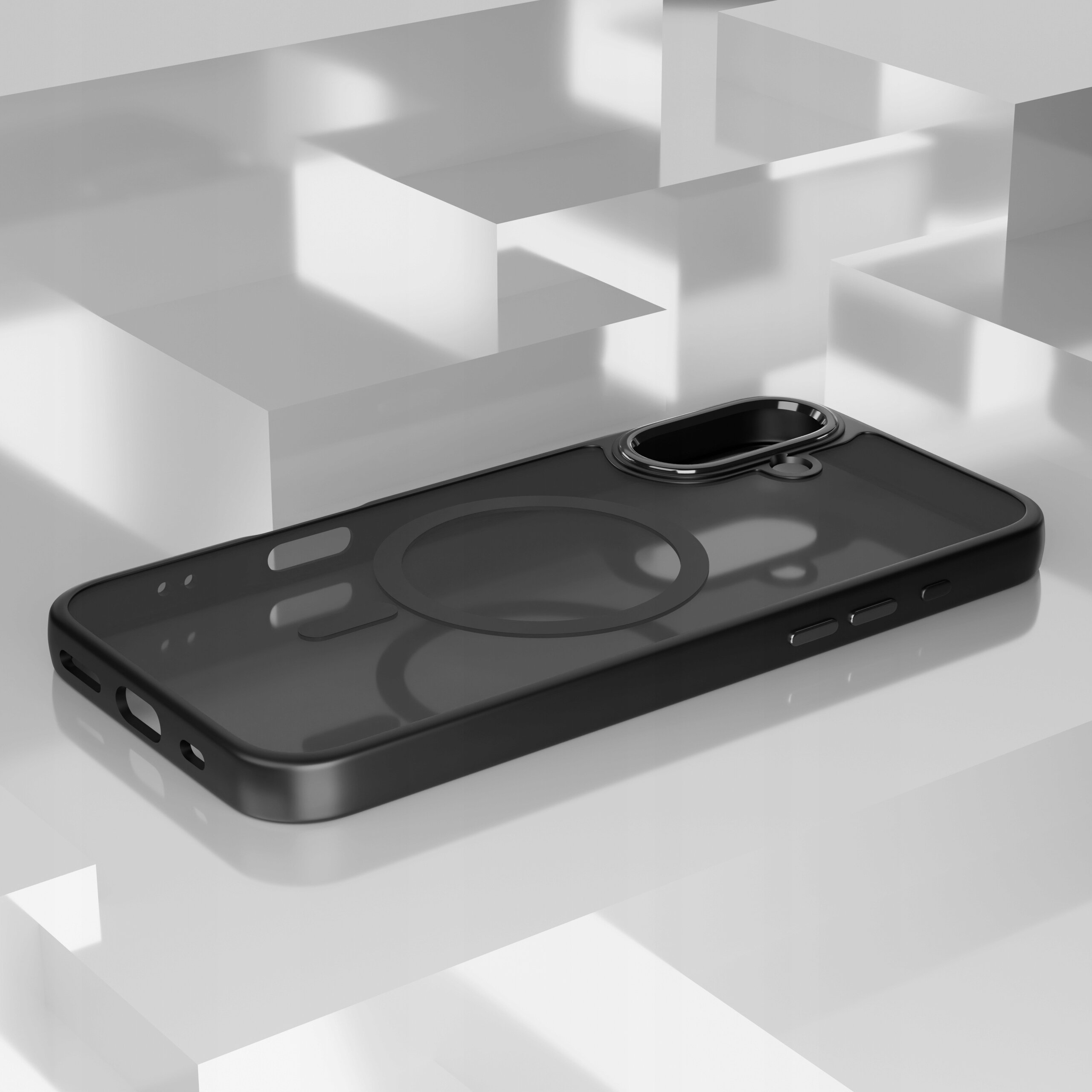 Czarne, matowe etui na telefon z wycięciem na aparat i okrągłym wzorem na środku. Etui leży na białej, geometrycznej powierzchni.