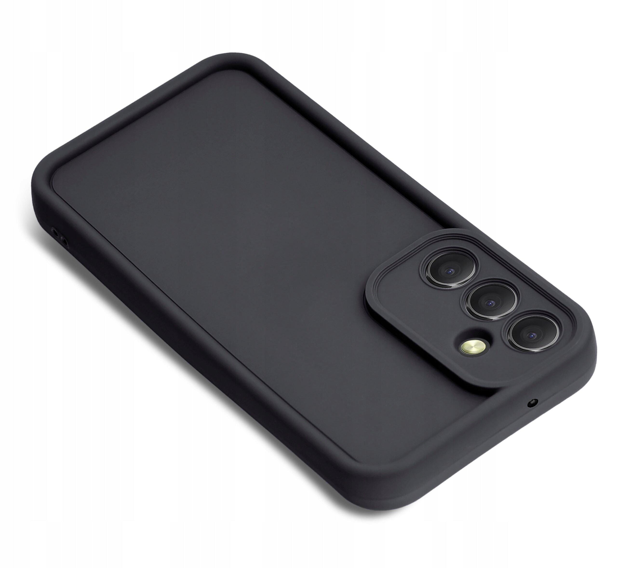 Czarne, matowe etui silikonowe na telefon z trzema wycięciami na aparaty i jednym na lampę błyskową, leży na białym tle.