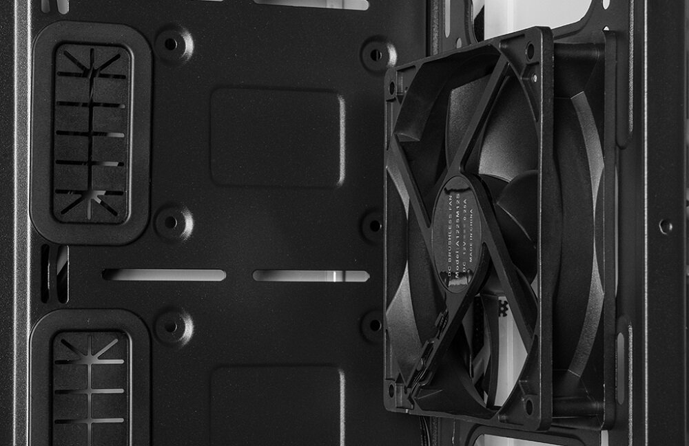 Obudowa Modecom Oberon Pro - Wbudowany wentylator