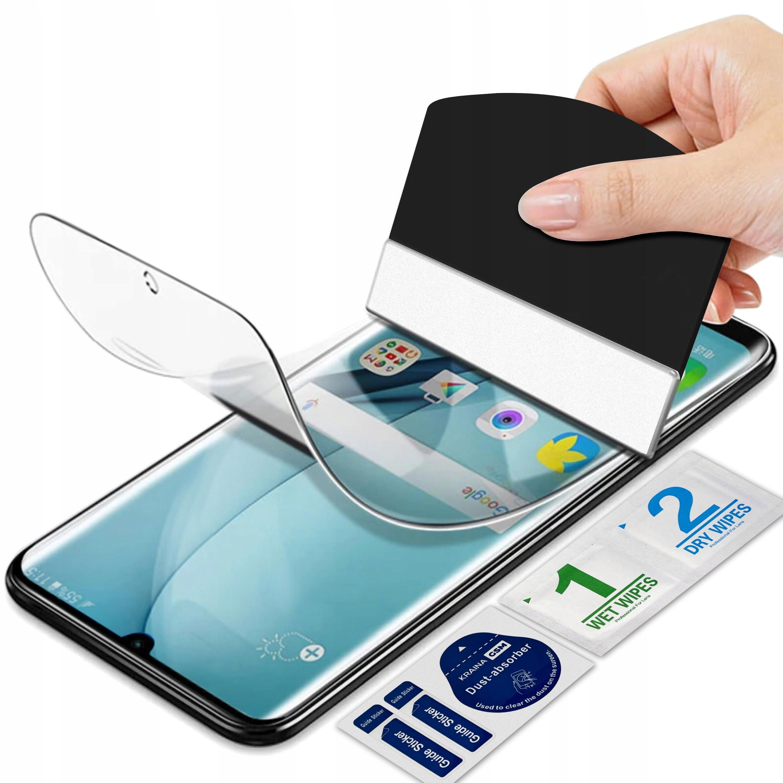 Na zdjęciu widoczna jest folia ochronna hydrożelowa 3D nakładana na ekran smartfona, obok znajdują się saszetki oznaczone jako \'1 WET WIPES\' i \'2 DRY WIPES\'.