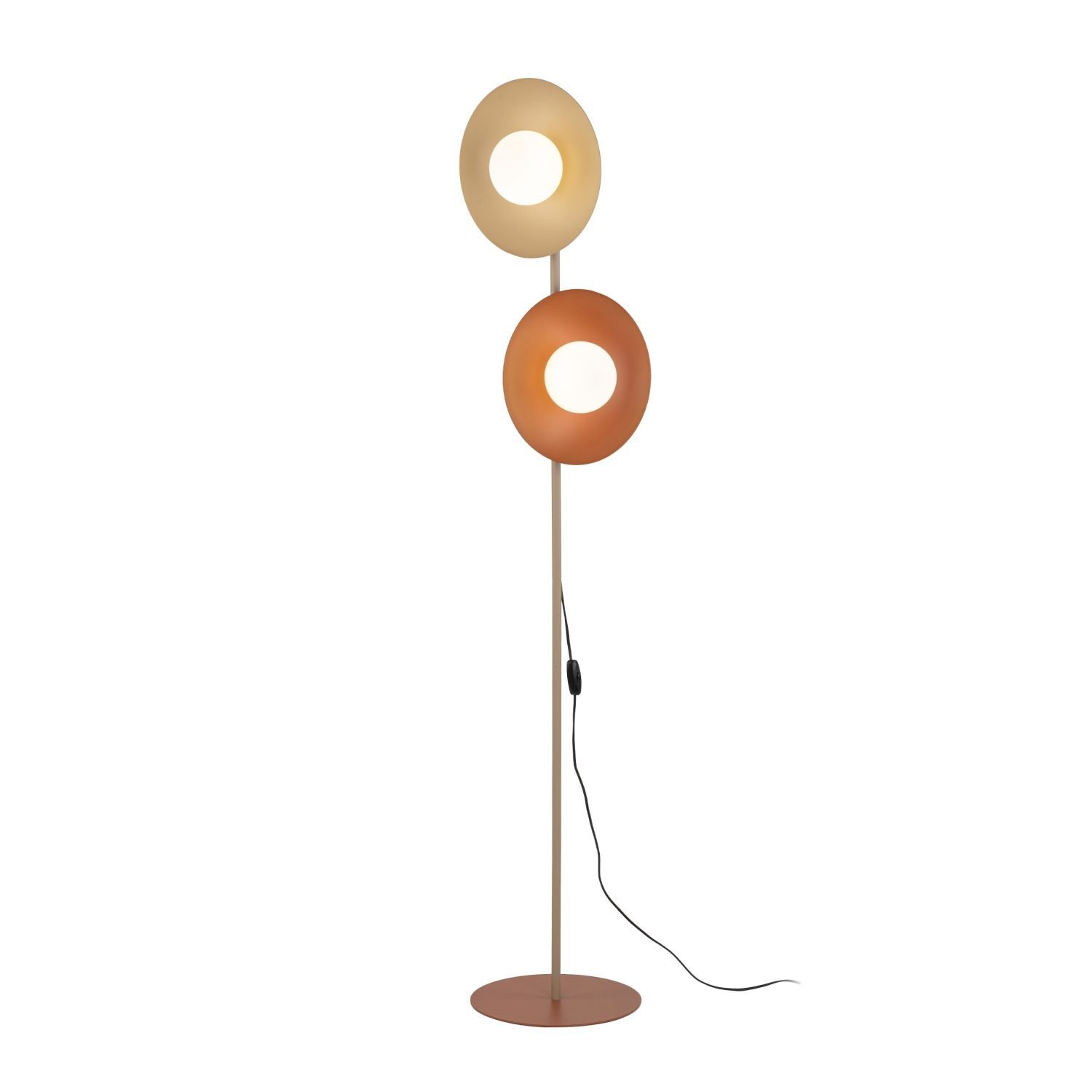Lampa podłogowa z dwoma okrągłymi kloszami w kolorach beżowym i pomarańczowym, umieszczonymi na metalowym stojaku z okrągłą podstawą. Kabel z włącznikiem zwisa wzdłuż stojaka.