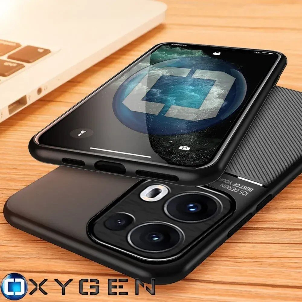 Na drewnianym blacie leży telefon w czarnym etui z widocznymi trzema obiektywami aparatu. W lewym dolnym rogu znajduje się logo OXYGEN.