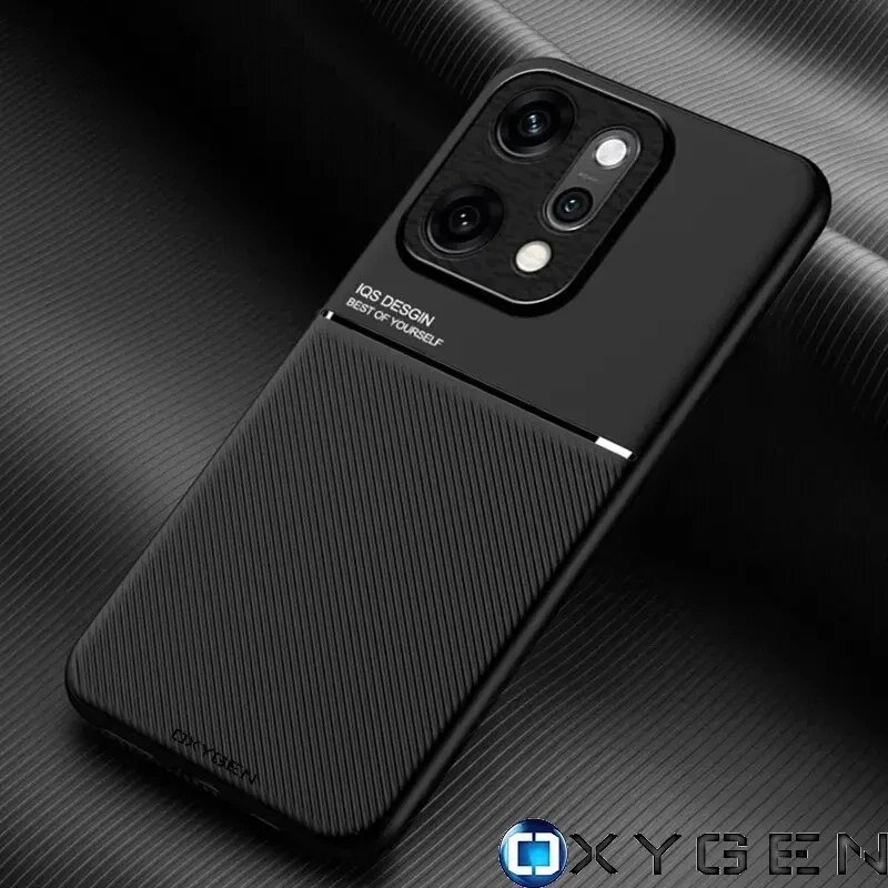 Czarne etui na telefon z teksturą, z widocznymi napisami \'IQS DESIGN\' i \'BEST OF YOURSELF\'. Na dole widoczne logo \'OXYGEN\'.