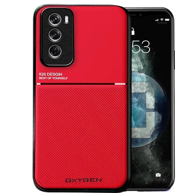 Czerwone etui na telefon z trzema otworami na aparat, z napisami \'IQS DESIGN BEST OF YOURSELF\' oraz \'OXYGEN\'.