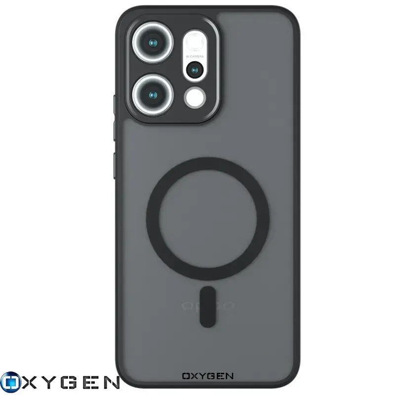 Na obrazie widoczne jest etui na telefon z trzema otworami na aparaty fotograficzne oraz okrągłym wzorem na środku. W dolnej części znajduje się logo \'OXYGEN\'.