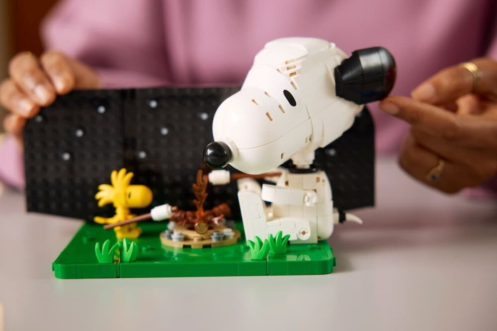 LEGO 21368 IDEAS Fistaszki: Buda Snoopy’ego 964 elementy dekoracja kolekcjonerska dla dorosłych