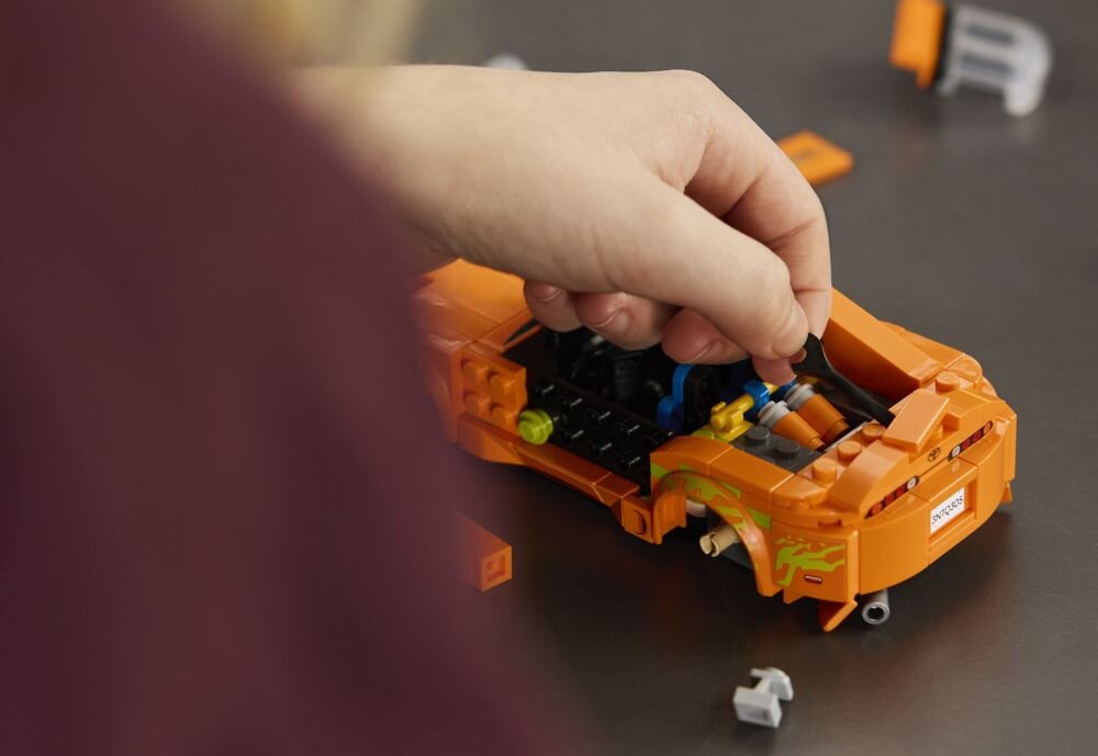 LEGO 77260 Speed Champions Szybcy i wściekli Toyota Supra MK4 grafika Nuclear Gladiator tylne skrzydło felgi