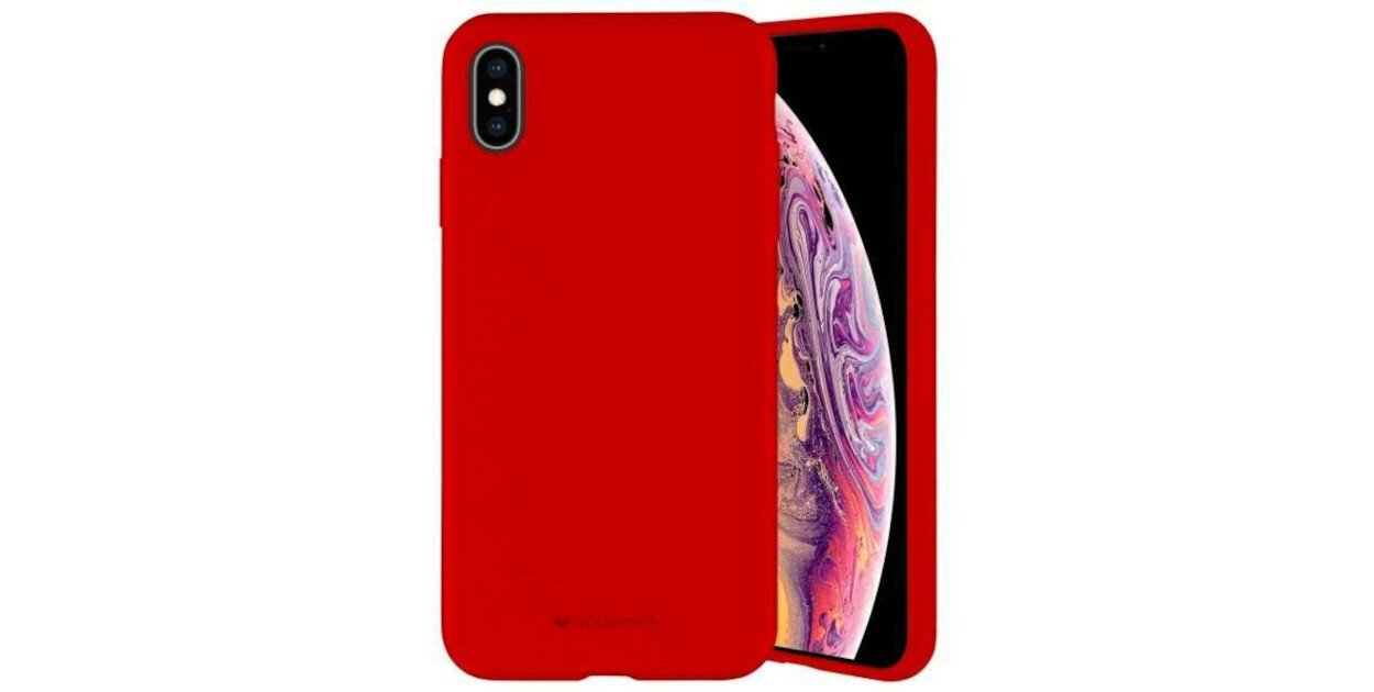 Czerwone etui silikonowe na smartfon z widocznym wycięciem na aparat. Obok etui znajduje się smartfon z kolorowym wyświetlaczem.