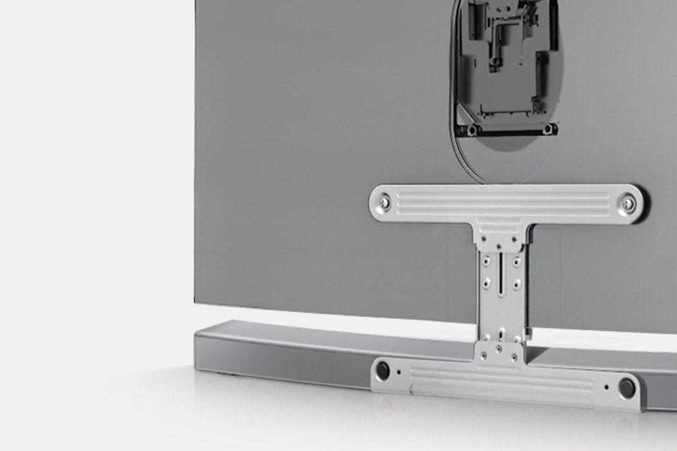 Samsung Prostota zawieszenia i podłączenia. One Mount & One Cable (Jeden wieszak i jeden kabel)