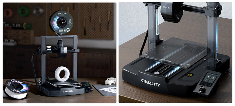 Na zdjęciu widać dwie drukarki 3D marki CREALITY z modelu Ender-3 V3 SE, ustawione na drewnianym blacie. Obok jednej z drukarek znajduje się szpula z filamentem oraz wydrukowany biały obiekt w kształcie pierścienia.