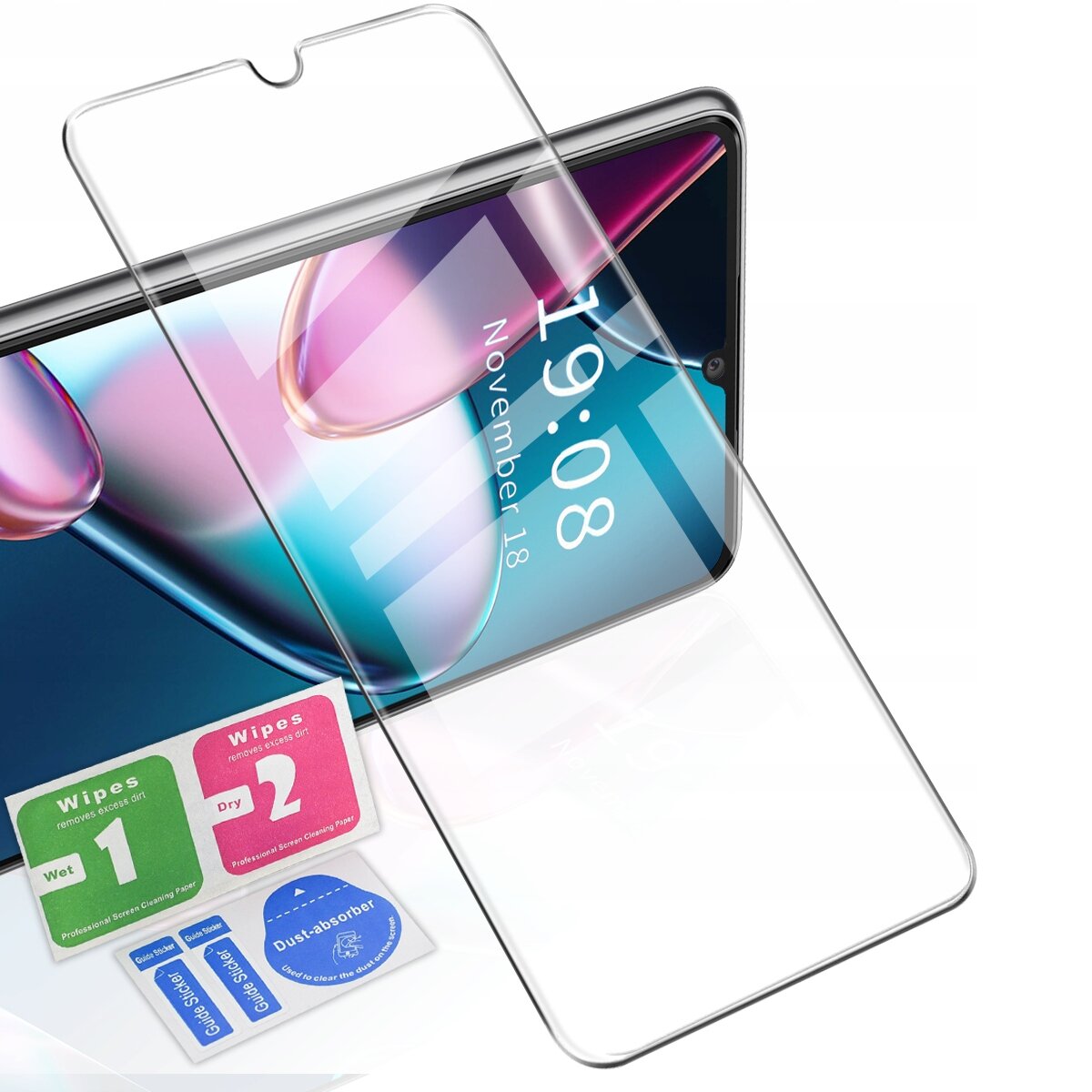 Na zdjęciu znajduje się przezroczyste etui na telefon oraz zestaw akcesoriów do czyszczenia ekranu z napisami: \'Wipes 1 Wet\', \'Wipes 2 Dry\', \'Dust Absorber\', \'Guide Sticker\'.