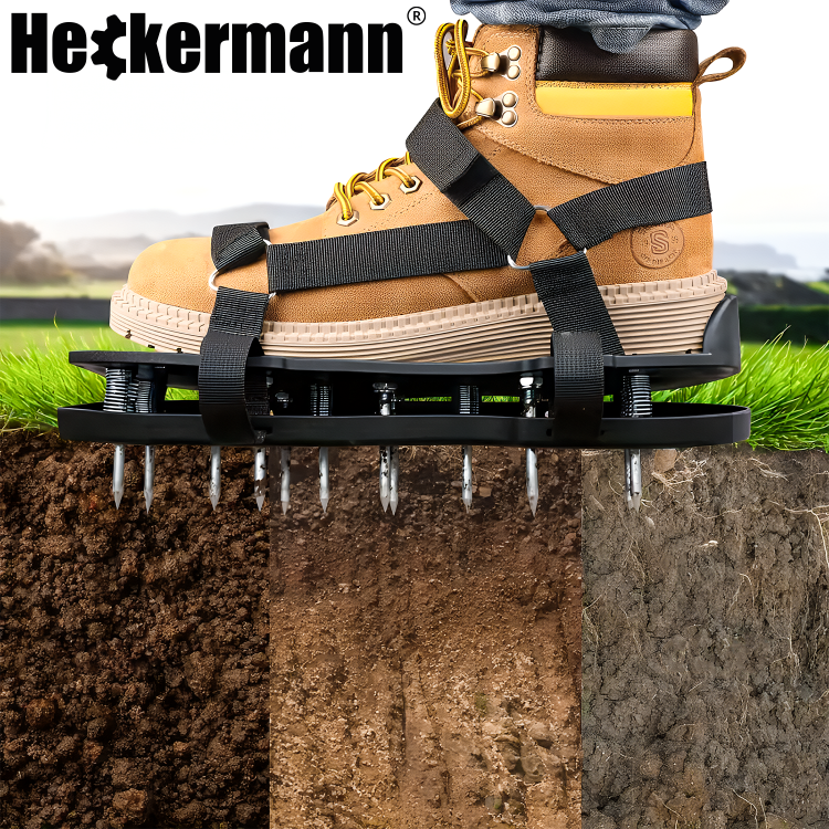 Obraz przedstawia but z zamocowanym aeratorem na podeszwie, który ma metalowe kolce wbijające się w ziemię. W tle widoczne jest logo \'Heckermann\'.
