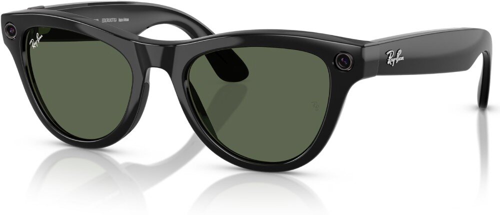 Czarne okulary przeciwsłoneczne z połyskiem, z zielonymi soczewkami i logo \'Ray-Ban\' na zauszniku.