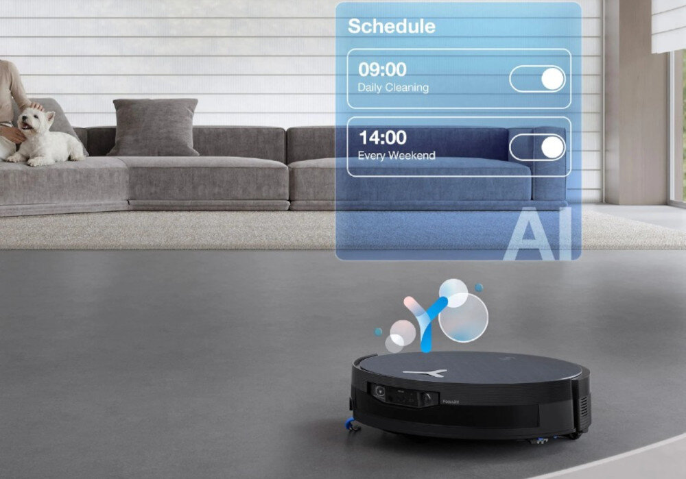 Na podłodze znajduje się robot sprzątający, a w tle widać szarą sofę. Na obrazie widoczny jest interfejs z napisem \'Schedule\', \'09:00 Daily Cleaning\', \'14:00 Every Weekend\' oraz \'AI\'.