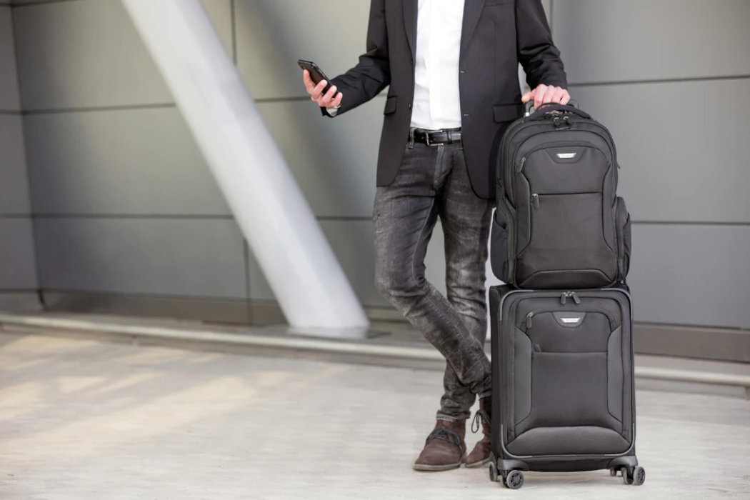 Plecak na laptopa TARGUS Corporate Traveller 15.6 cali Czarny wyposażenie wodoodporny wygodny komfortowy zabezpieczenie