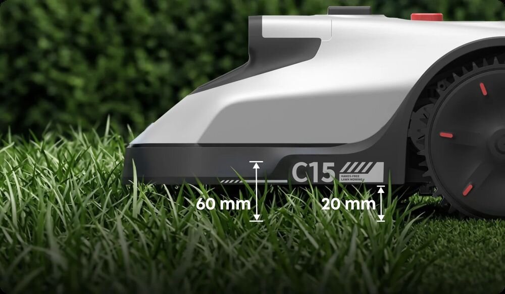 Robot koszący EUFY Mower C15 Sterowanie Wi-Fi Bez przewodu ograniczającego 500m2, ostrza, regulacja, cięcie, trawa, Zbliżenie na bok robota i regulację wysokości cięcia.