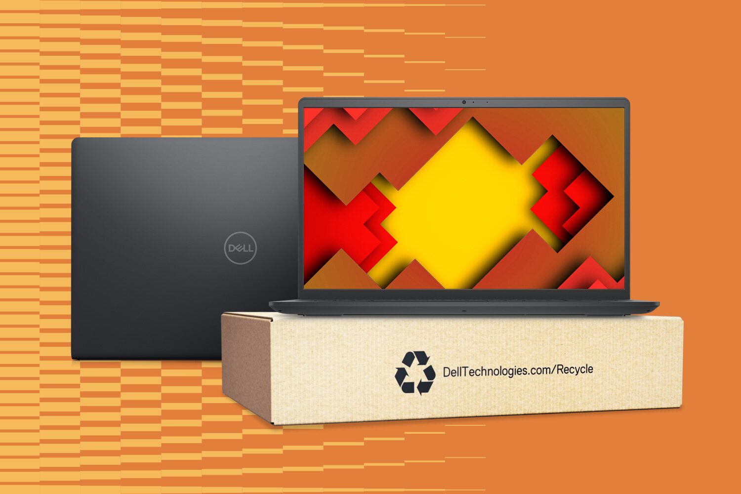 Na obrazie widoczny jest laptop z kolorowym wzorem na ekranie, stojący na kartonowym pudełku z napisem \'DellTechnologies.com/Recycle\'. Obok znajduje się zamknięty laptop z logo \'Dell\' na obudowie.