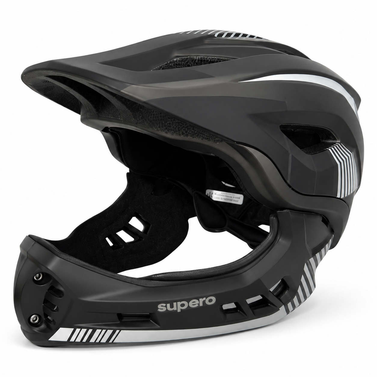Czarny kask rowerowy z białymi paskami i napisem \'supero\' na dolnej części. Kask ma pełną osłonę twarzy i otwory wentylacyjne.