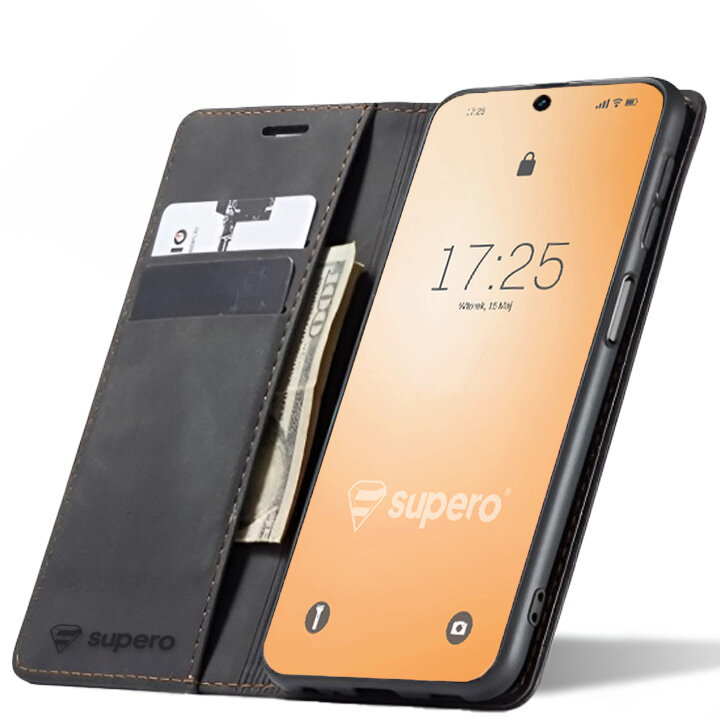 Skórzane etui z klapką do telefonu, z miejscem na karty i banknoty. Na ekranie telefonu widoczny jest czas 17:25 oraz logo \'supero\'.