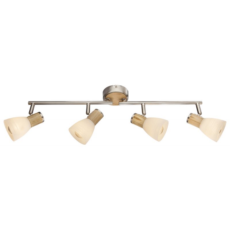 Lampa sufitowa z czterema regulowanymi kloszami w kolorze opalowym, zamontowana na metalowej listwie w kolorze niklu matowego z elementami drewnianymi.