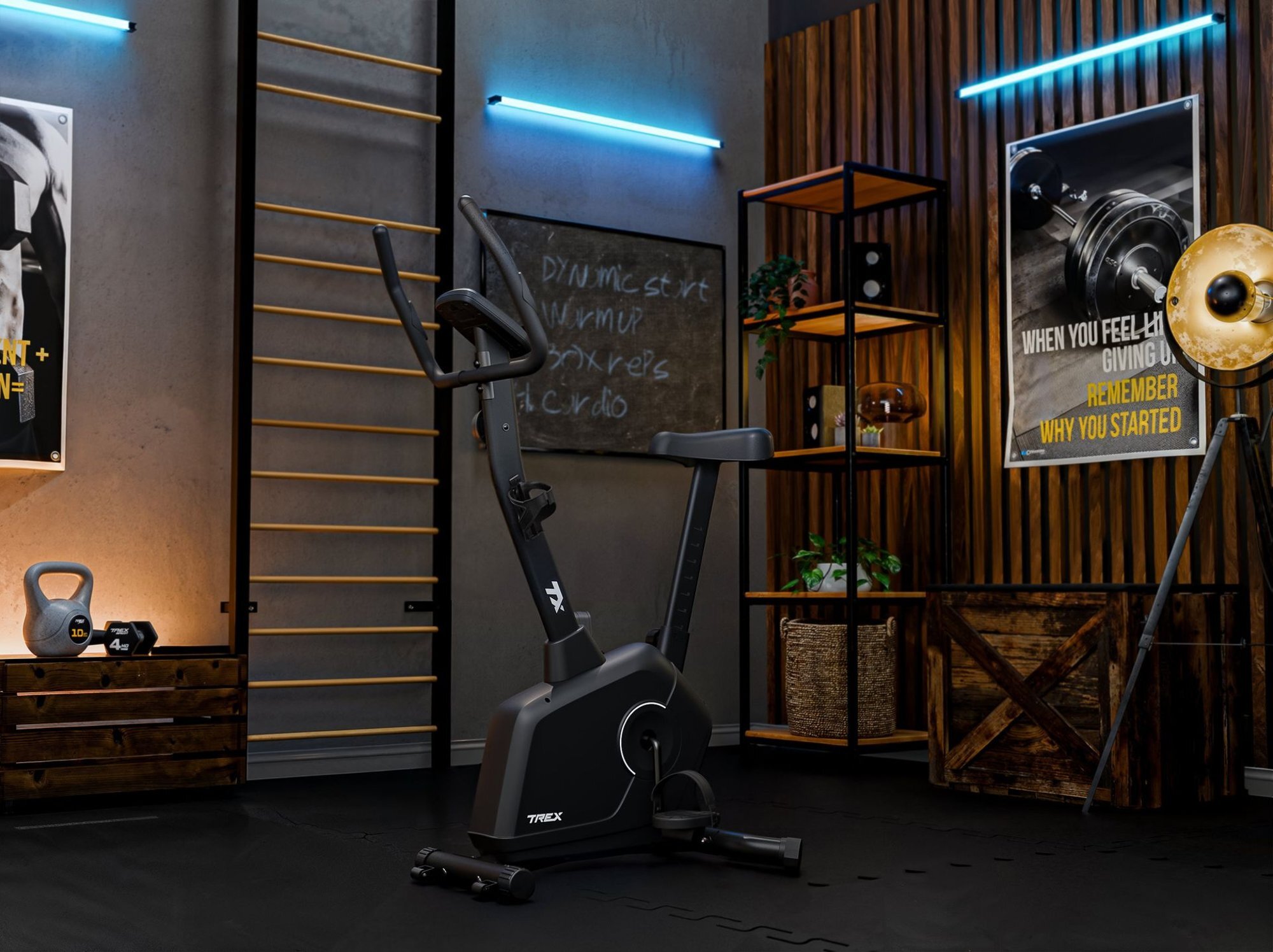 Czarny rower stacjonarny magnetyczny znajduje się w nowoczesnym wnętrzu z drewnianymi elementami i neonowym oświetleniem. Na ścianie widoczny jest plakat z napisem \'WHEN YOU FEEL LIKE GIVING UP, REMEMBER WHY YOU STARTED\'.