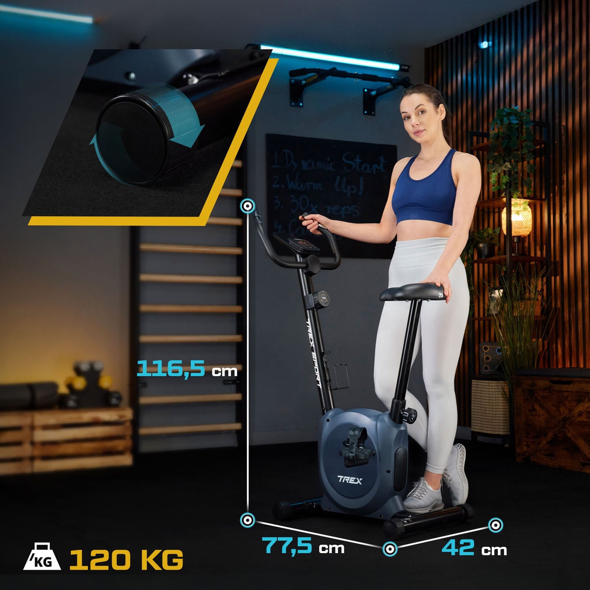 Kobieta stoi obok roweru stacjonarnego magnetycznego w kolorze granatowym z napisem \'TREX\'. Wymiary roweru to 116,5 cm wysokości, 77,5 cm długości i 42 cm szerokości, a maksymalne obciążenie wynosi 120 kg.