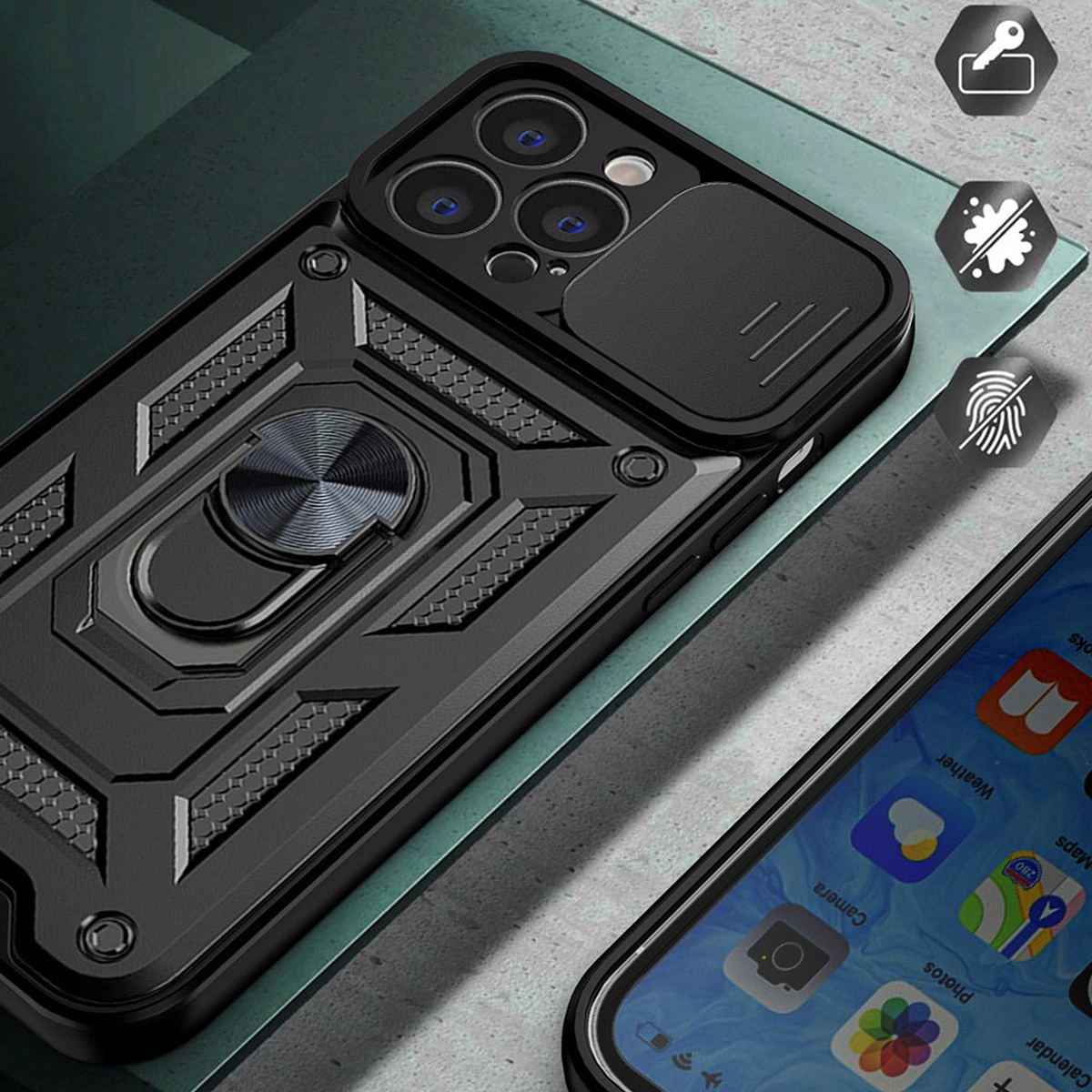 Czarne etui ochronne na telefon z osłoną na aparat, posiada wzór geometryczny i metaliczny element. Obok widoczny jest ekran telefonu z ikonami aplikacji.