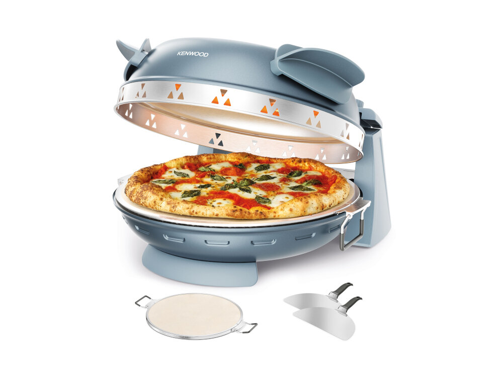 Szary piec do pizzy z otwartą pokrywą, w środku znajduje się pizza. Na piecu widoczne jest logo \'KENWOOD\'.