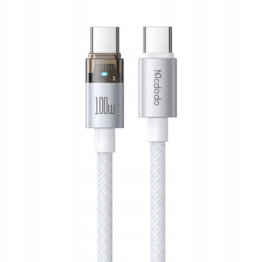 Na obrazie widoczne są dwa złącza kabla USB-C, jedno z oznaczeniem \'100W\', a drugie z napisem \'Mcdodo\'. Kabel ma plecioną, białą osłonę.