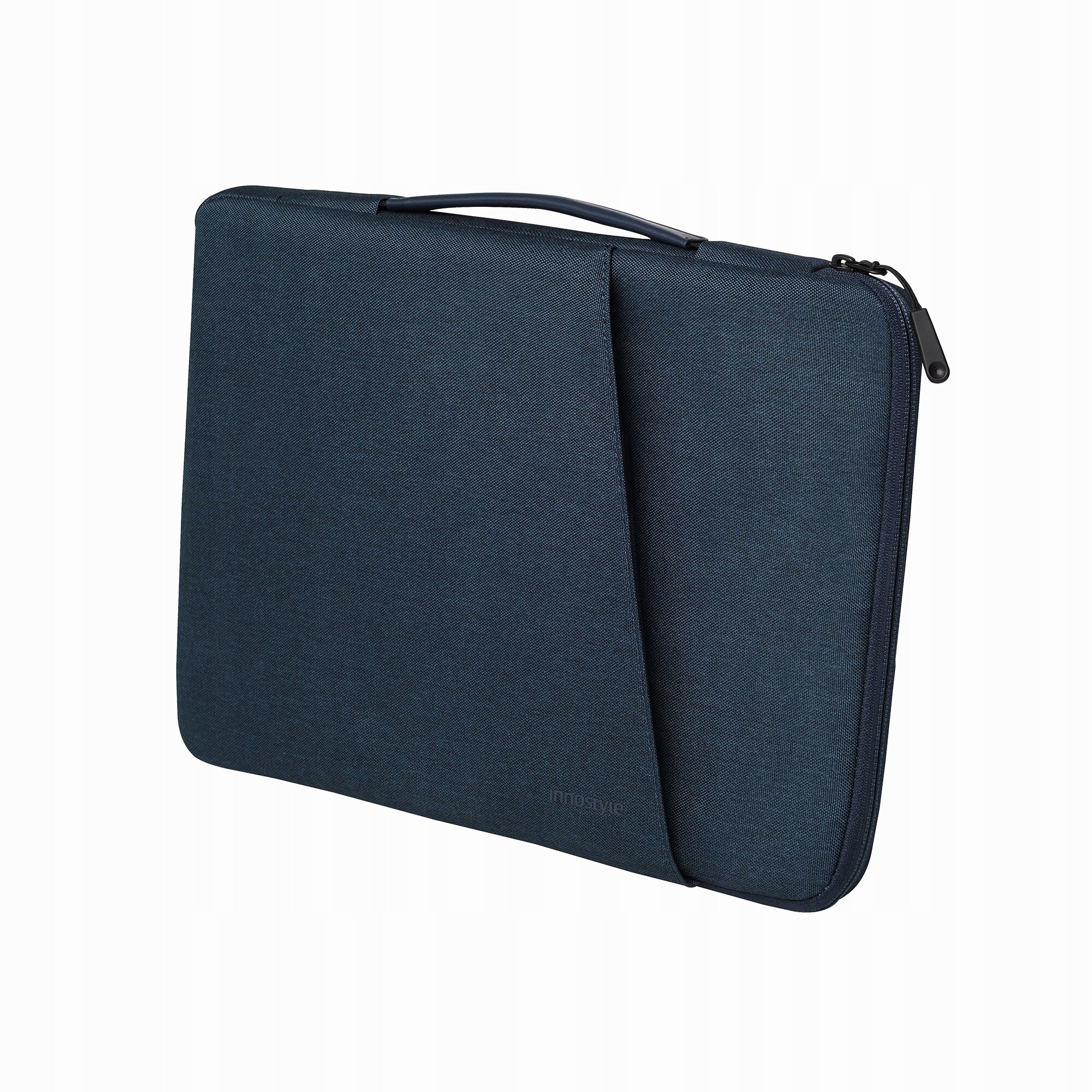 Niebieska torba na laptopa z uchwytem i zamkiem błyskawicznym. Na powierzchni widoczne jest logo \'innostyle\'.