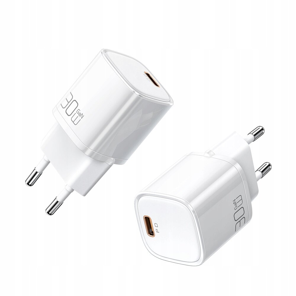 Na obrazie widoczne są dwie białe ładowarki sieciowe z wtyczkami typu C, z oznaczeniem \'30W GaN\' i portem USB-C. Ładowarki mają gładką powierzchnię i kompaktowy kształt.