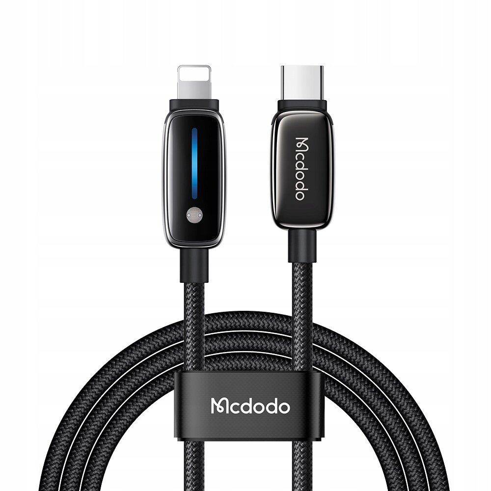 Na obrazie widoczny jest czarny kabel z dwoma różnymi końcówkami: USB-C i Lightning. Na kablu znajduje się napis \'Mcdodo\'.