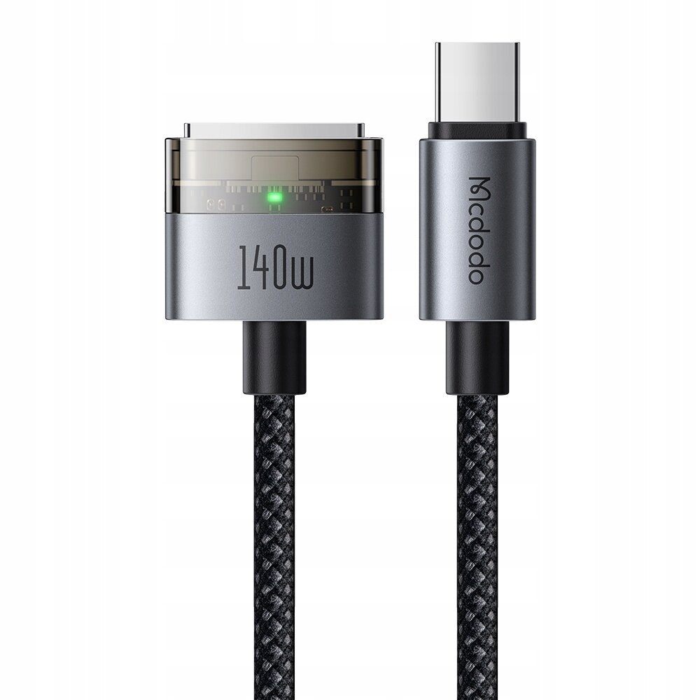 Na obrazie widoczny jest kabel zasilający z dwoma końcówkami: USB-C i Magsafe 3, z oznaczeniem \'140W\' oraz logo \'Mcdodo\'. Kabel ma plecioną osłonę i metaliczne wykończenie z zielonym wskaźnikiem świetlnym.