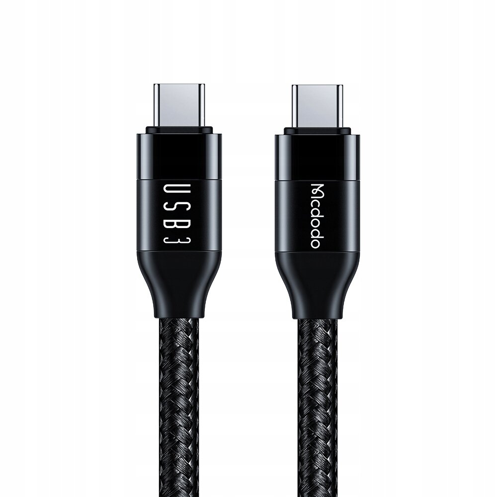 Obraz przedstawia dwa czarne kable USB-C z plecionym oplotem. Na jednym z wtyków widoczny jest napis \'USB 3\', a na drugim \'Mcdodo\'.