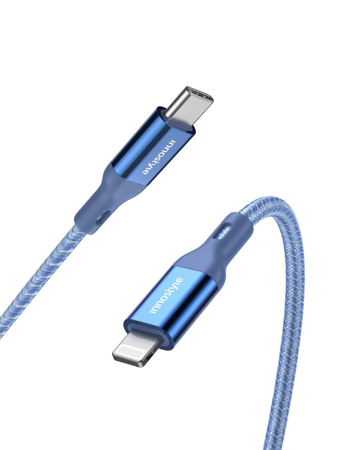 Na obrazie widoczny jest niebieski kabel USB-C do Lightning z plecionym oplotem. Na obu końcówkach znajduje się logo \'innostyle\'.