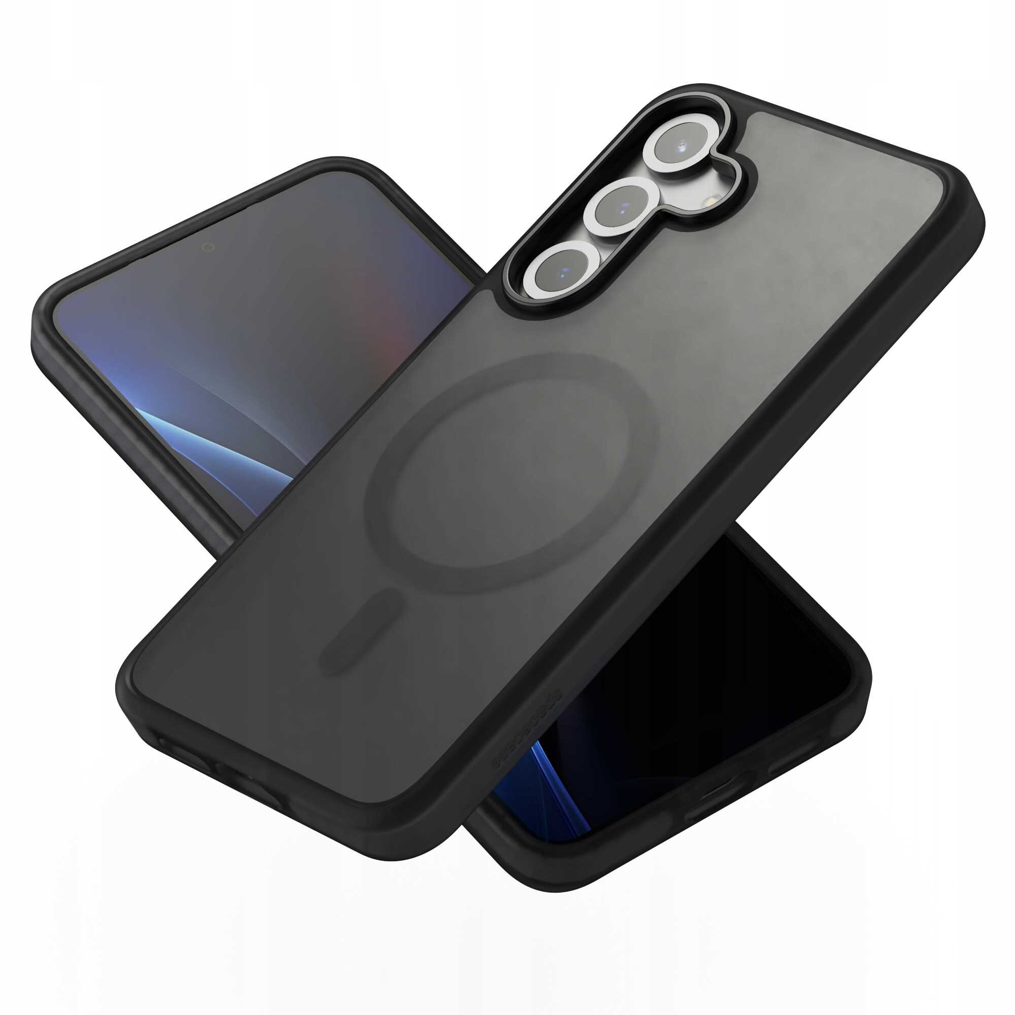 Na obrazie widoczne jest czarne etui magnetyczne z przezroczystym tyłem, przeznaczone do telefonu z trzema obiektywami aparatu. Etui ma okrągły wzór sugerujący funkcję magnetyczną.