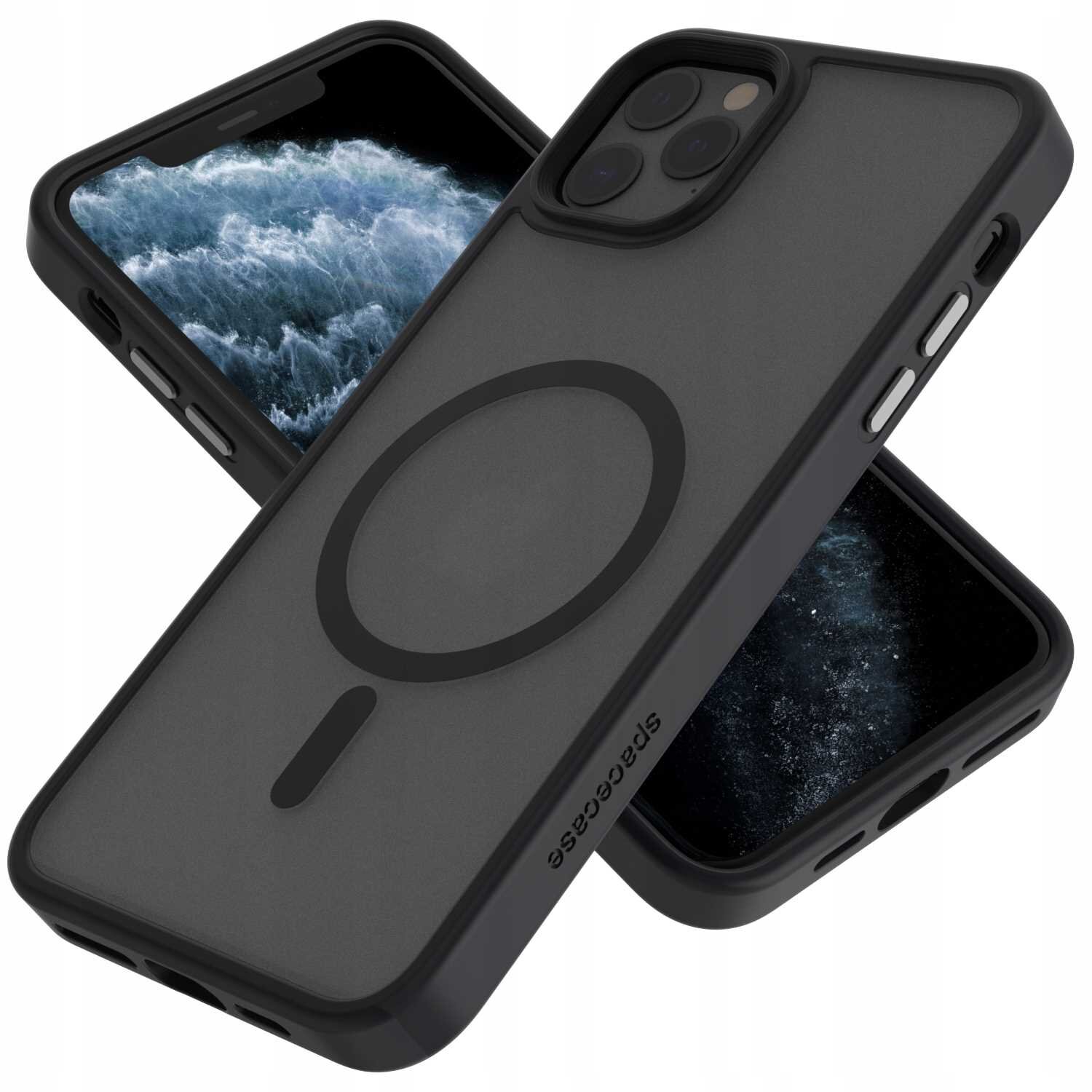 Na obrazie widoczne są trzy czarne etui na telefon z okrągłym wzorem na tylnej części. Na jednym z etui widoczny jest napis \'SPACECASE\'.