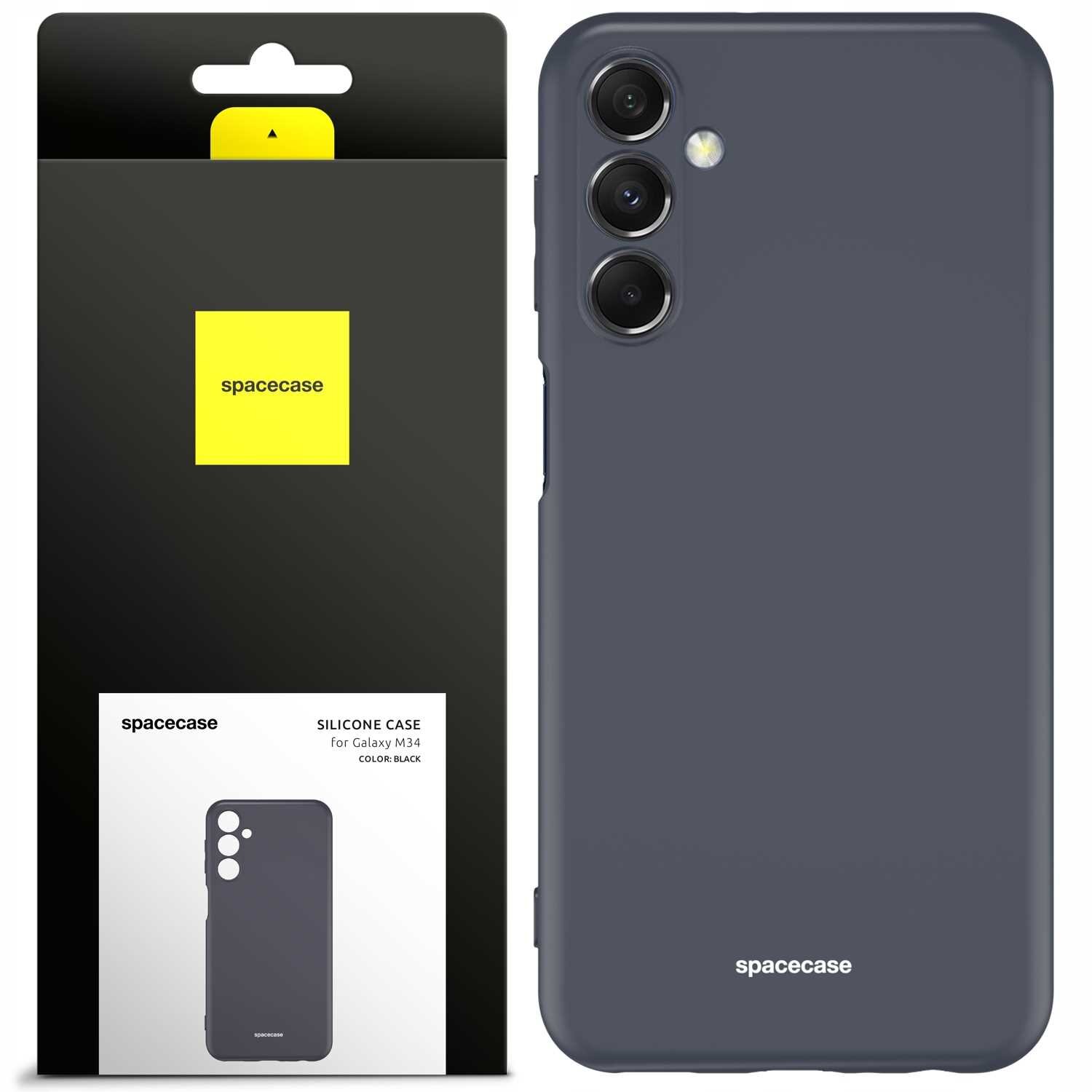 Obraz przedstawia czarne silikonowe etui na telefon z trzema otworami na aparaty i logo \'spacecase\' na dole. Obok znajduje się opakowanie z napisem \'spacecase SILICONE CASE for Galaxy M34 COLOR: BLACK\'.