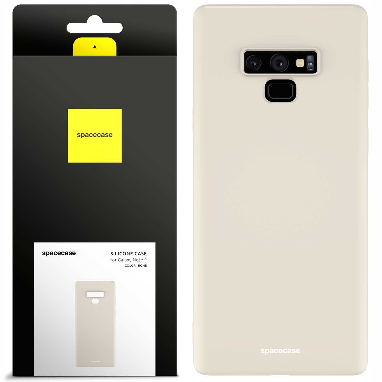 Obraz przedstawia beżowe silikonowe etui na telefon Galaxy Note 9 oraz jego opakowanie. Na opakowaniu widnieje napis \'spacecase\' oraz \'SILICONE CASE for Galaxy Note 9 COLOR: BONE\'.