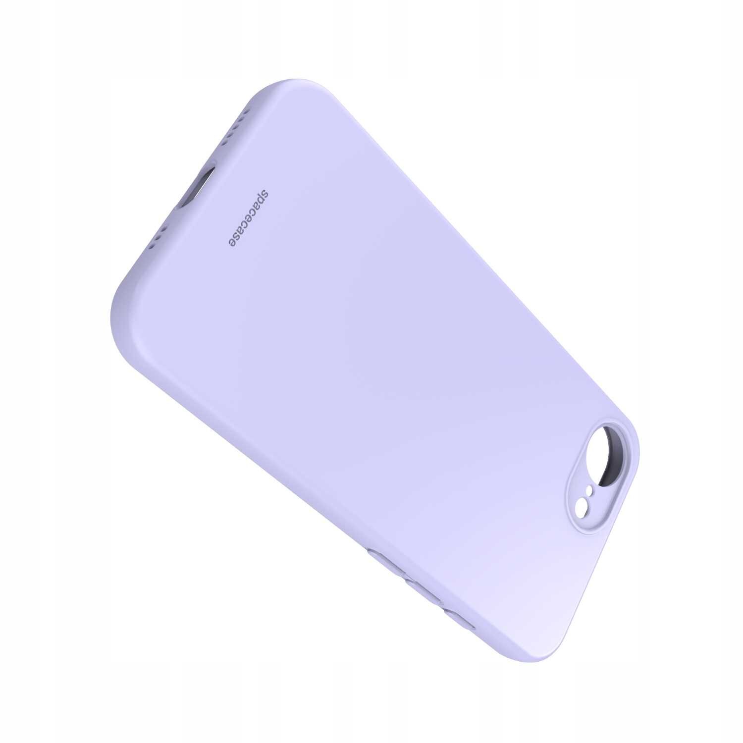 Fioletowe silikonowe etui na telefon z wycięciem na aparat i logo \'spacecase\'.