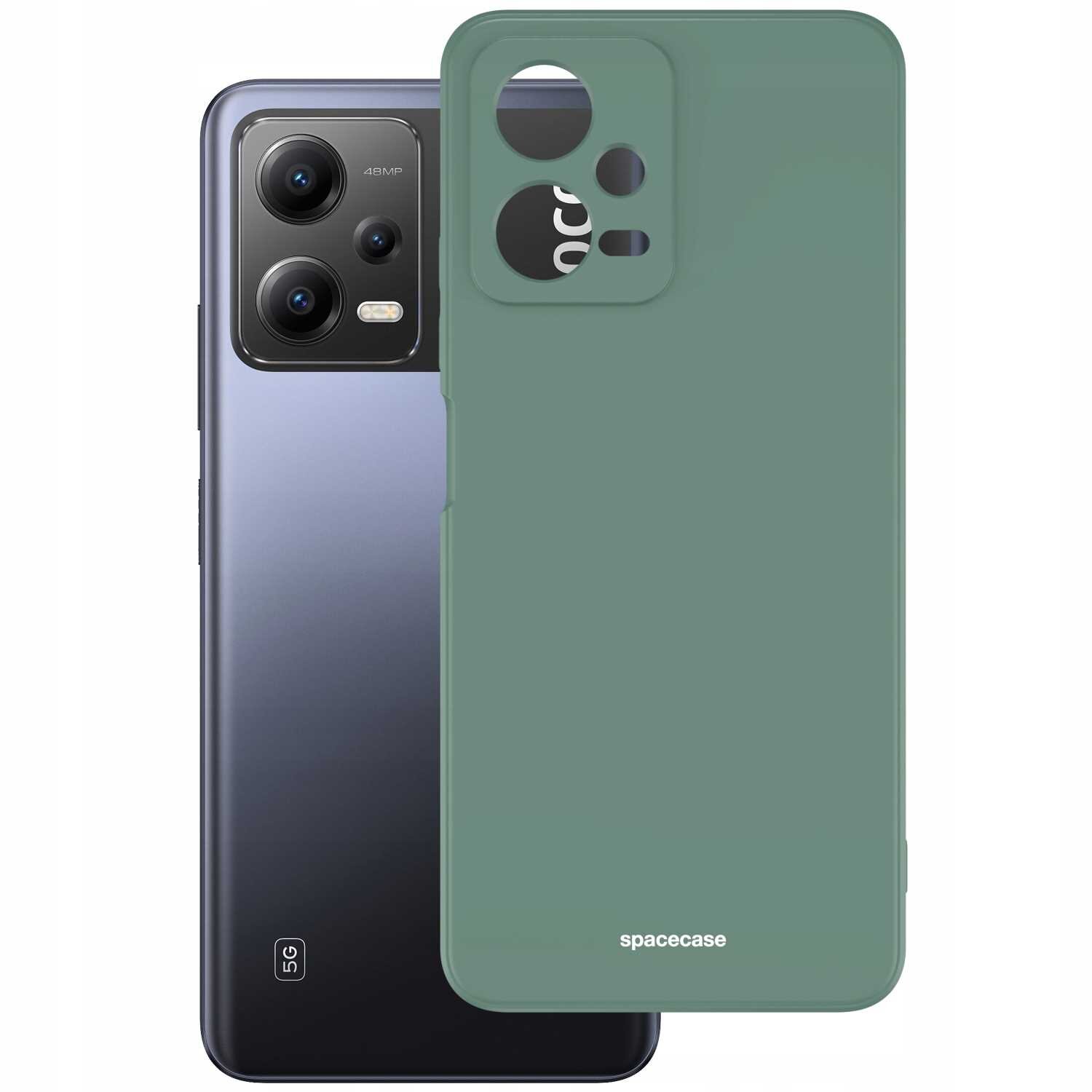 Obraz przedstawia zielone silikonowe etui na telefon z wycięciami na aparat i logo \'spacecase\'. Obok etui widoczny jest telefon z trzema obiektywami aparatu i napisem \'48 MP\'.