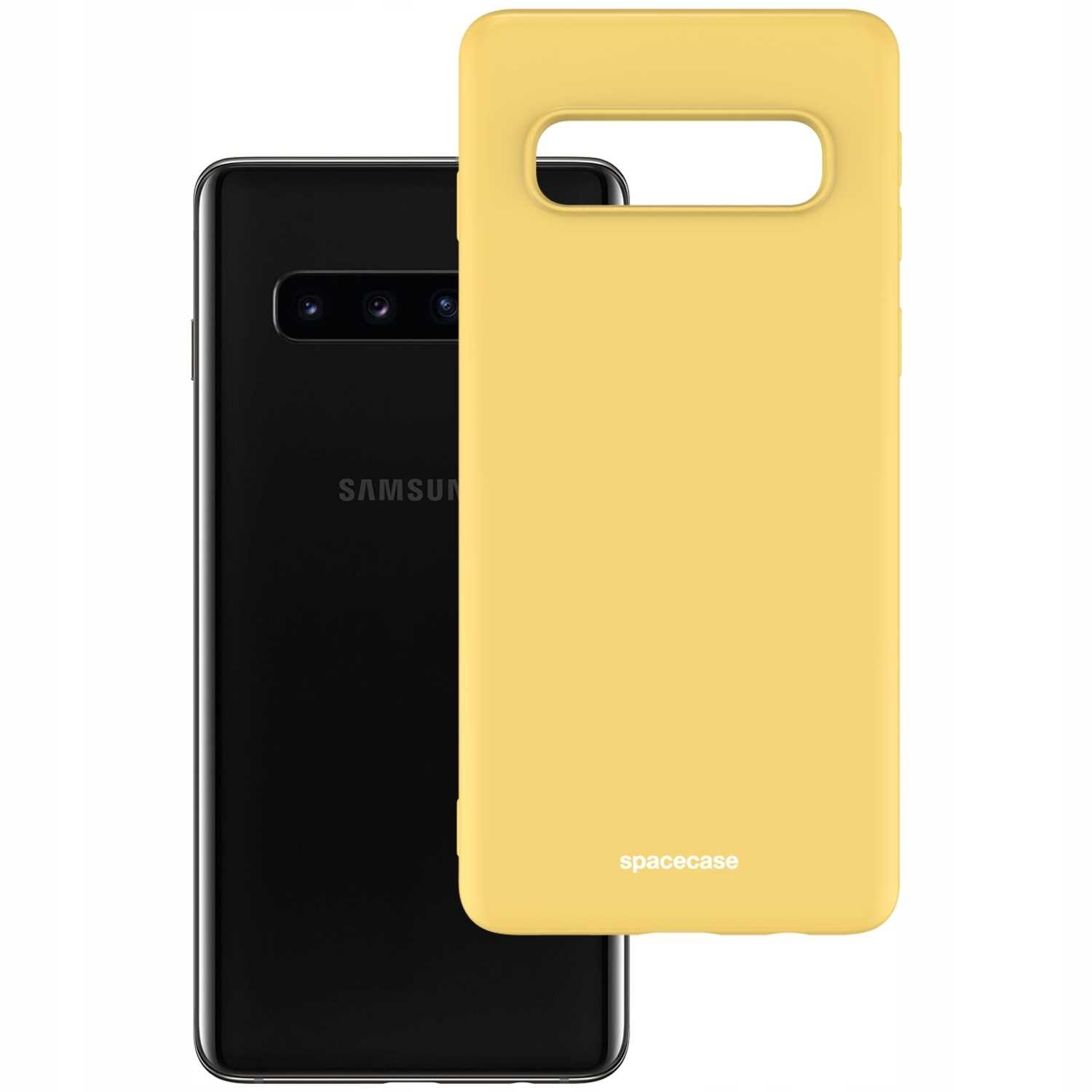 Na obrazie widoczne jest żółte silikonowe etui z napisem \'spacecase\', obok czarnego smartfona z widocznym logo \'SAMSUNG\'.