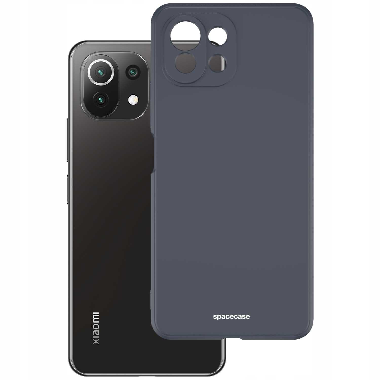 Na obrazie widoczne jest czarne silikonowe etui marki spacecase, przeznaczone do telefonu Xiaomi Mi 11 Lite. Etui ma wycięcia na aparat i logo \'spacecase\' na dole.